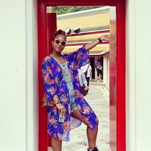 Meet your Posher, Dijon